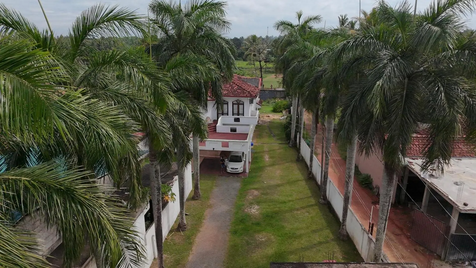 Mitchel'S Transit Hotel Ja-Ela